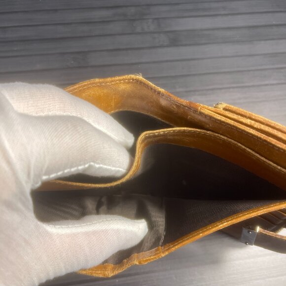 Gucci GG Canvas Bifold Wallet - Picture 4 of 7
